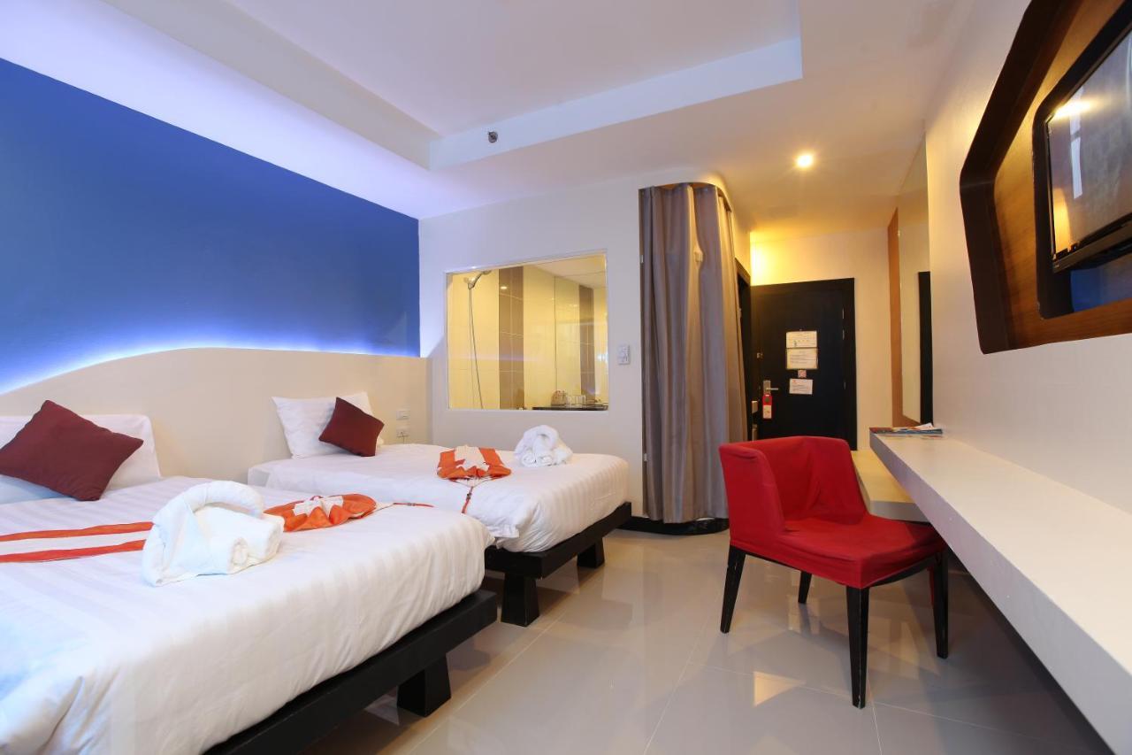 The Royal Palm Beach Front Patong Luaran gambar
