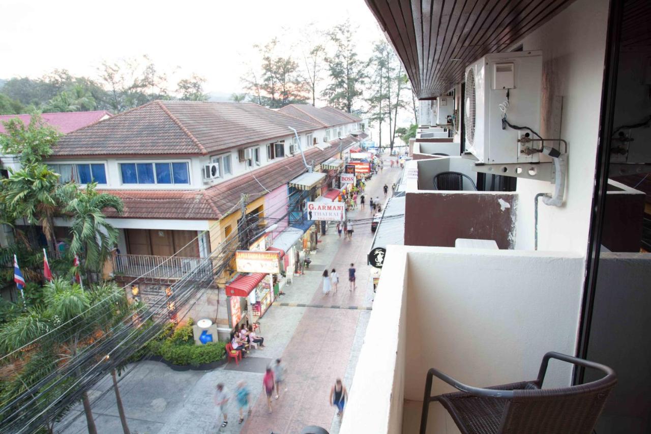 The Royal Palm Beach Front Patong Luaran gambar